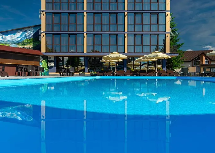 Summit Hotel