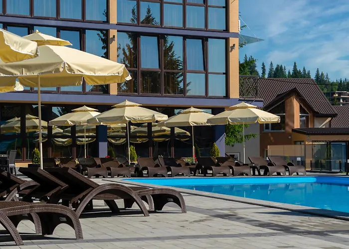 Summit Hotell