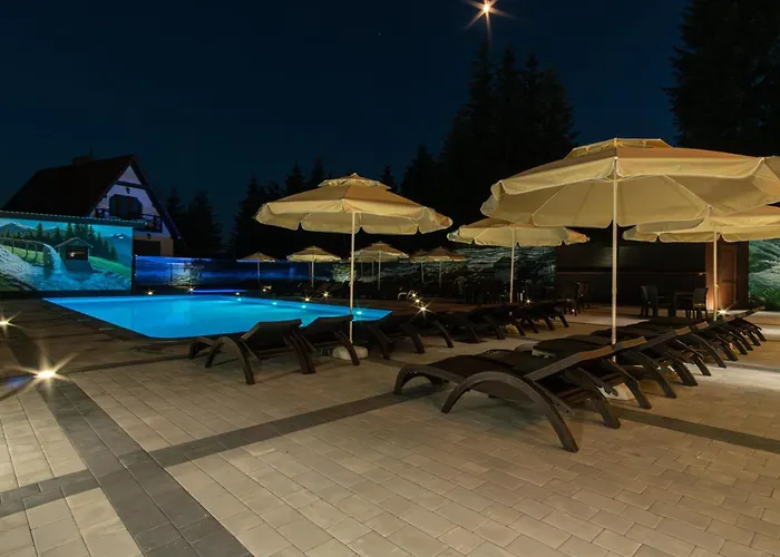 Summit Hotell *